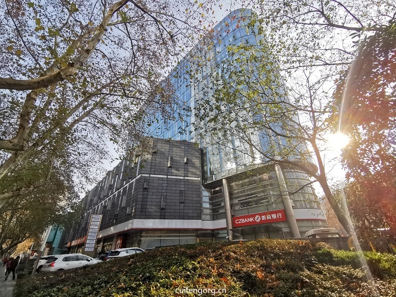 南京翠峰大厦